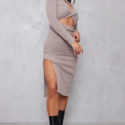 Robe Mi-longue Côtelée Café Au Lait Croisée Devant Fendue Sur Le Côté 7 Robe Mi-longue Côtelée Café Au Lait Croisée Devant Fendue Sur Le Côté -Jupe Lumine Soldes Boutique be3591b9266a3aaf47b6af1449501bf5b8a6d8f5 cnb4465 3