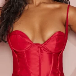 Robe Moulante Rouge Satinée à Corset Et Détail Bonnets -Jupe Lumine Soldes Boutique bf5acd3f747b77761d6085e294a11c0b33e51d36 cnc7783 4