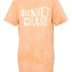 Robe T-shirt Rouille Effet Javélisé à Slogan Sunset Chasin Imprimé 9 Robe T-shirt Rouille Effet Javélisé à Slogan Sunset Chasin Imprimé -Jupe Lumine Soldes Boutique c3d651dceefcfbfca16931871c8cde8d7f469835 cne8943 5