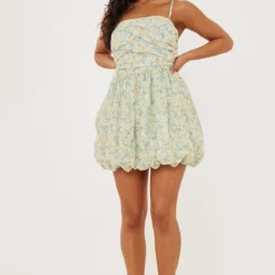 Robe Texturée Fleurie Verte à Bretelles Et Jupe Bouffante 7 Robe Texturée Fleurie Verte à Bretelles Et Jupe Bouffante -Jupe Lumine Soldes Boutique c92bc9a0d9a844d1e97551fb946d0c9b522a0b7b cnd2013 3