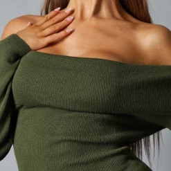 Robe Mi-longue Kaki En Maille Tricot à Col Bardot 8 Robe Mi-longue Kaki En Maille Tricot à Col Bardot -Jupe Lumine Soldes Boutique c93d8490c2f473e28af87e59f26c50be41fa2dd4 cnb8452 4