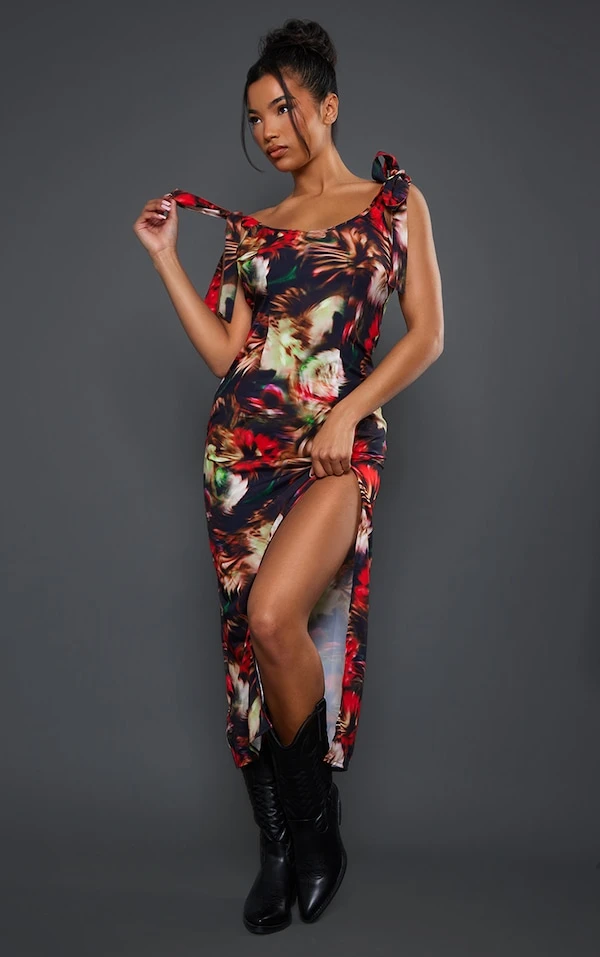 Robe Fendue Longue Rouge Fleuri Abstrait à Bretelles Nouées 1 Robe Fendue Longue Rouge Fleuri Abstrait à Bretelles Nouées