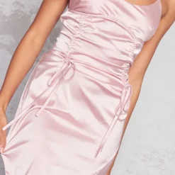 Robe Moulante Satinée Rose à Fronces Et Armatures Détail Bretelles -Jupe Lumine Soldes Boutique cd5560bd5f99b99b0dfcc4d50e92a23d91bc57d2 cnd5862 4