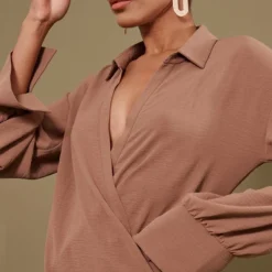 Robe Chemise Tissée Chocolat Texturée Très Décolletée à Manchettes évasées -Jupe Lumine Soldes Boutique d40ee160934c956747326f35ab3fd95619e4df41 cnb9161 4