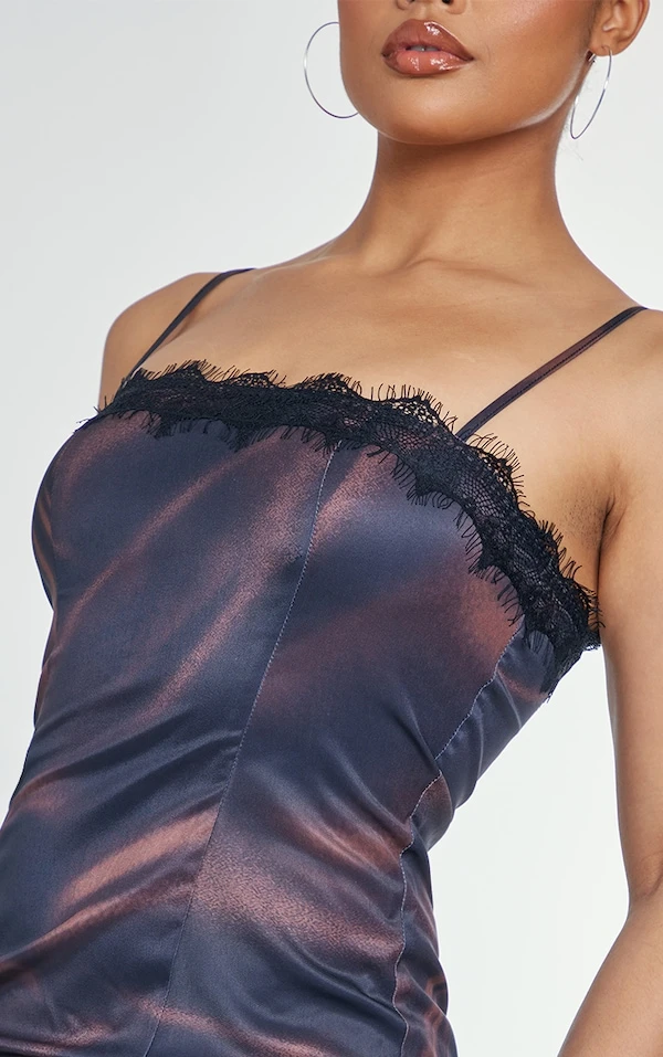 Robe Droite Marron Imprimé Abstrait à Bretelles Et Détail Dentelle 4 Robe Droite Marron Imprimé Abstrait à Bretelles Et Détail Dentelle – Image 4