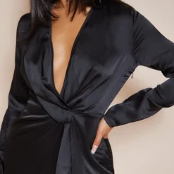 Robe Cache-coeur Satinée Noire à Manches Longues -Jupe Lumine Soldes Boutique dfbedda406d51041f576cd1dd8e85f2d06179d89 clt7258 4