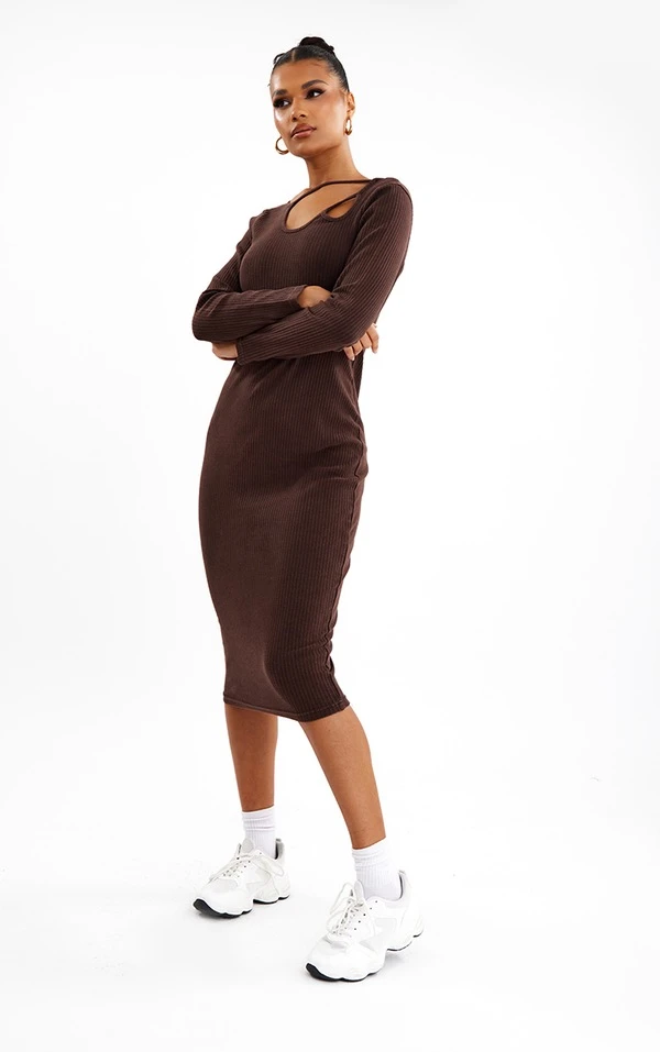 Zero Robe Longue Côtelée Chocolat à Découpes Et Manches Longues 3 Zero Robe Longue Côtelée Chocolat à Découpes Et Manches Longues – Image 3