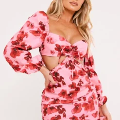 Robe Droite Fleurie Rose à Dos Découpé