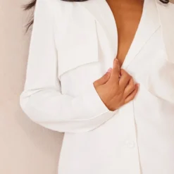 Robe Blazer Blanche Oversize à Manches Plissées Et Effet Superposé -Jupe Lumine Soldes Boutique e2b1de29d2912cff45f21d1b3b94b60b1cf7cf10 cmy2161 5