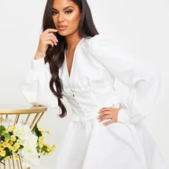 Robe Patineuse En Maille Tissée Blanche à Boutons Et Manches Bouffantes -Jupe Lumine Soldes Boutique e3d55151db65b0fabf11d71775e7ac3a1180297f cmh3626 3