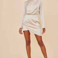 Robe Moulante Satinée Champagne à épaulettes Et Manches Longues -Jupe Lumine Soldes Boutique e65658afb373a3e0e7af2b57c0d39426ddfb86fc cnc5937 3