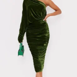 Robe Mi-longue En Velours Froncé Vert Olive à Manche Unique