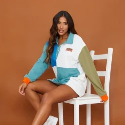 PRETTYLITTLETHING Robe Pull Oversize En Sweat Contrasté Bleu Minéral -Jupe Lumine Soldes Boutique e77b8d4360fbda45b8704578bf4e8e85663916f1 cmt7505 4
