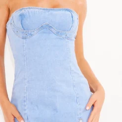 Mini-robe En Jean Bleu Clair Délavé à Détail Zip 8 Mini-robe En Jean Bleu Clair Délavé à Détail Zip -Jupe Lumine Soldes Boutique e8e50e7bd7ebc93f0b8f21ca3af732ad2b9c4240 cnc9807 4