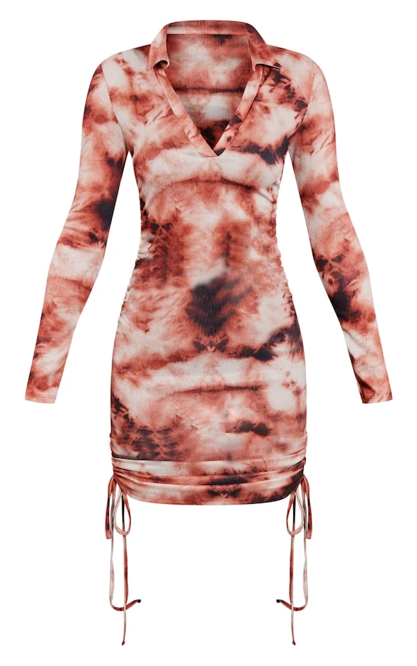 Robe Moulante Froncée Imprimé Tie & Dye Noir à Col Polo 5 Robe Moulante Froncée Imprimé Tie & Dye Noir à Col Polo – Image 5