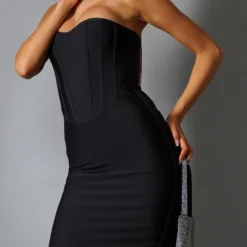 Robe Mi-longue Noire à Détail Corset Bandage -Jupe Lumine Soldes Boutique eae143ce9a14fdcedbeae3496ba3f3a40ef8ec60 cnb7996 4