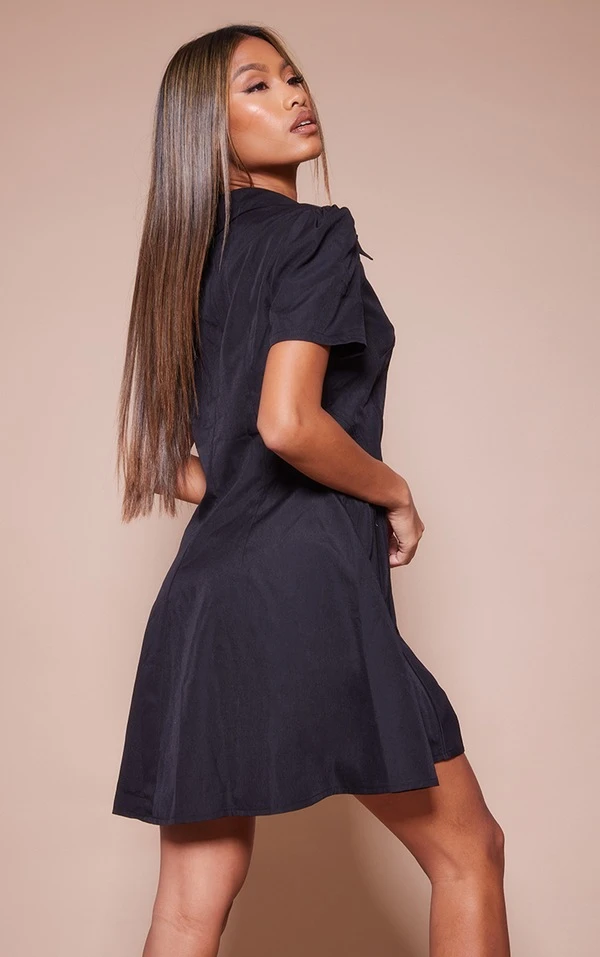 Robe Chemise Noire à Manches Courtes Et Coutures 2 Robe Chemise Noire à Manches Courtes Et Coutures – Image 2