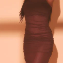 Robe Longue En Mesh Très Froncé Chocolat à Col Montant -Jupe Lumine Soldes Boutique f0597ffadb75c9ef95e4a0d95434c77631987f34 cnc5659 4