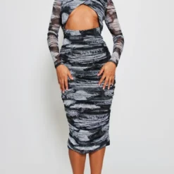 Robe Mi-longue En Mesh Noir Imprimé Zèbre Cache-coeur Découpée