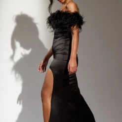 Robe Longue Bandeau Noire à Bordure En Plumes -Jupe Lumine Soldes Boutique f2d53b1da7e4fc3214bb4a7d3946dc03bca547d8 cna9194 3