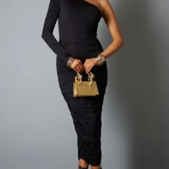 Robe Mi-longue Asymétrique Noire Froncée