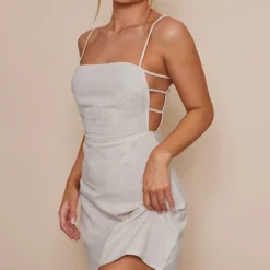 Robe Moulante Effet Lin Gris Pierre à Lanières Sur Les Côtés