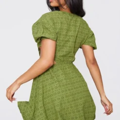 Robe Babydoll En Broderie Kaki à Découpes -Jupe Lumine Soldes Boutique f4450c8bdf3bfee9797b714840fca8ceba19b7c4 cnd1211 2