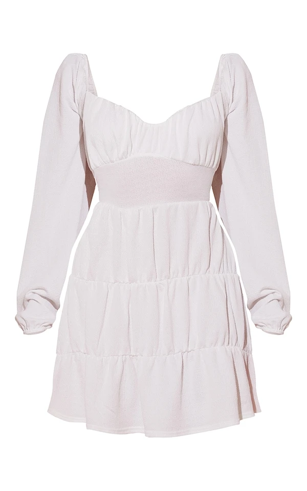 Robe Droite Texturée Blanche à étages Volantés Et Lanières Dans Le Dos 5 Robe Droite Texturée Blanche à étages Volantés Et Lanières Dans Le Dos – Image 5