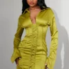 Robe Chemise Satinée Lacée Vert Olive à Armatures Et Oeillets