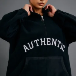 Robe Pull En Polaire Noire à Slogan Authentic Et Zip -Jupe Lumine Soldes Boutique fcb174f5a02d74ea0b40ecb17b966a552b7ea3e9 cnb9597 4