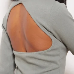 Robe Moulante Très Côtelée Vert Sauge Kaki à Col Montant Et Ouverte Au Dos -Jupe Lumine Soldes Boutique fd61aa70806458d5b766547831e362b0798ac09d cna3071 4